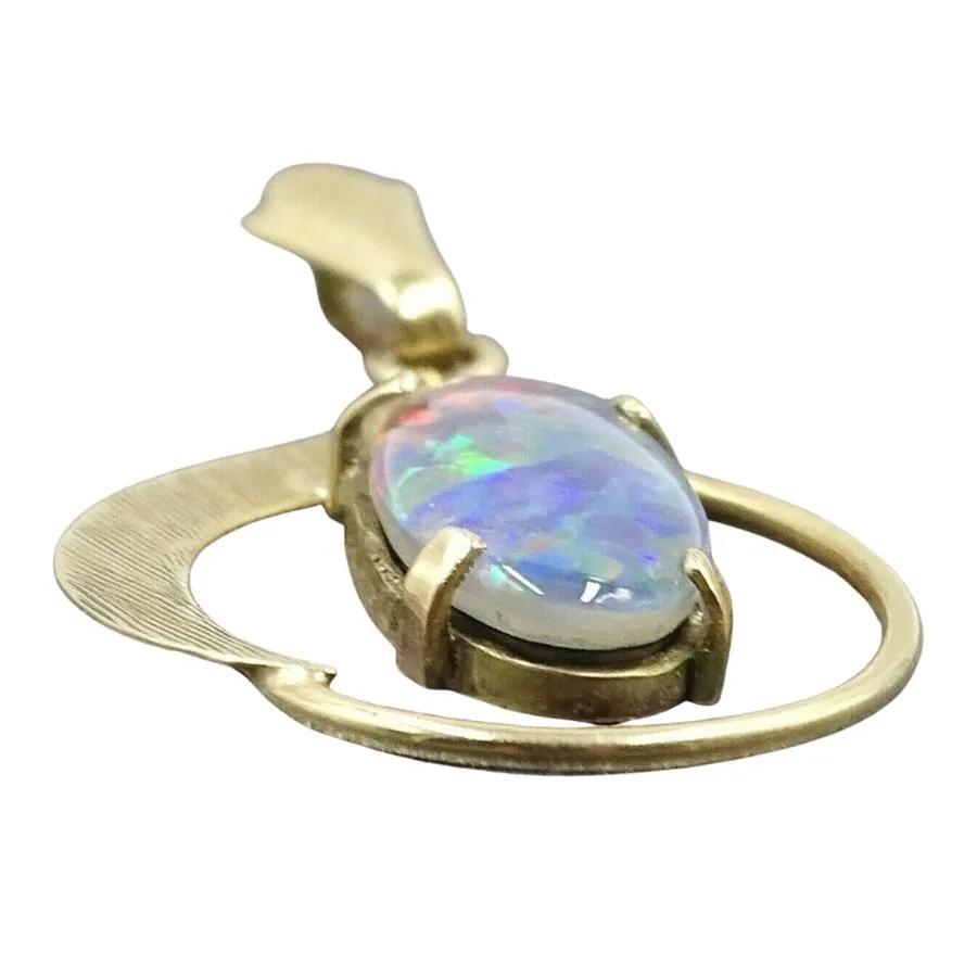 9ct Yellow Gold Opal Triplet Pendant