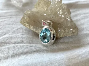 Blue Topaz Ansley Pendant - Small Oval