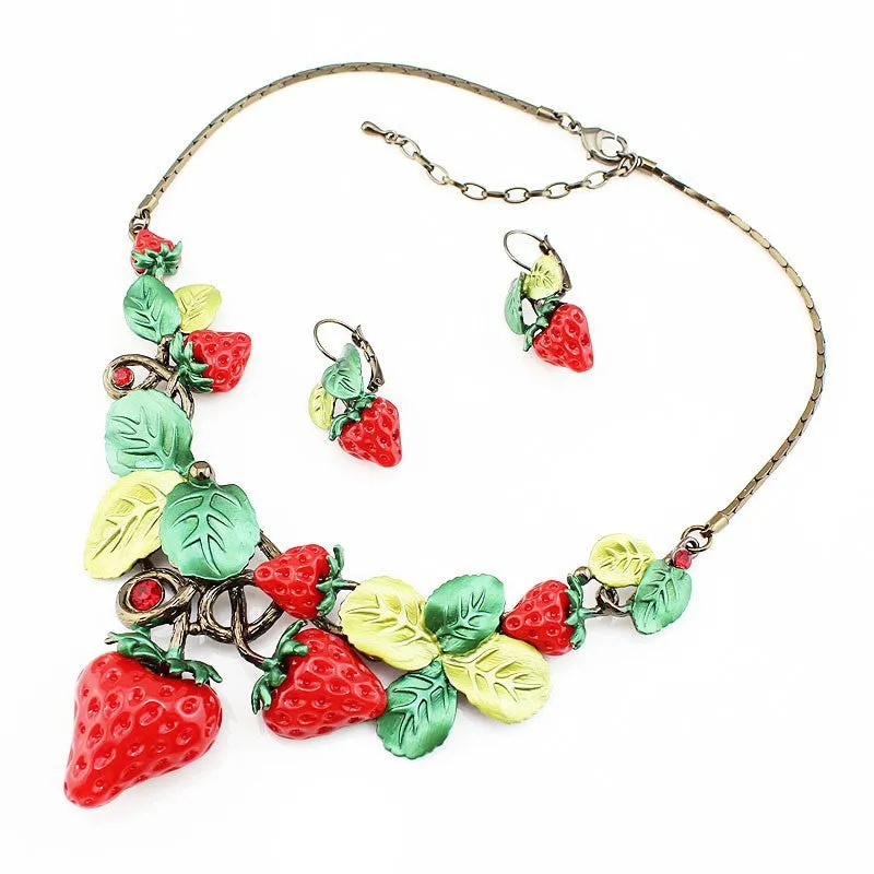 Classic Strawberry Jewelry Sets High Quality Antique Gold Plated Red Sweet Fruit Necklace Set Party Gifts