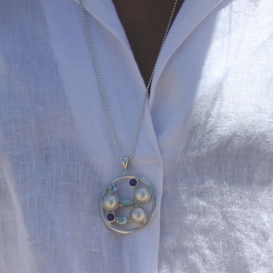 Colours of the Kimberly Pendant