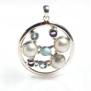 Colours of the Kimberly Pendant