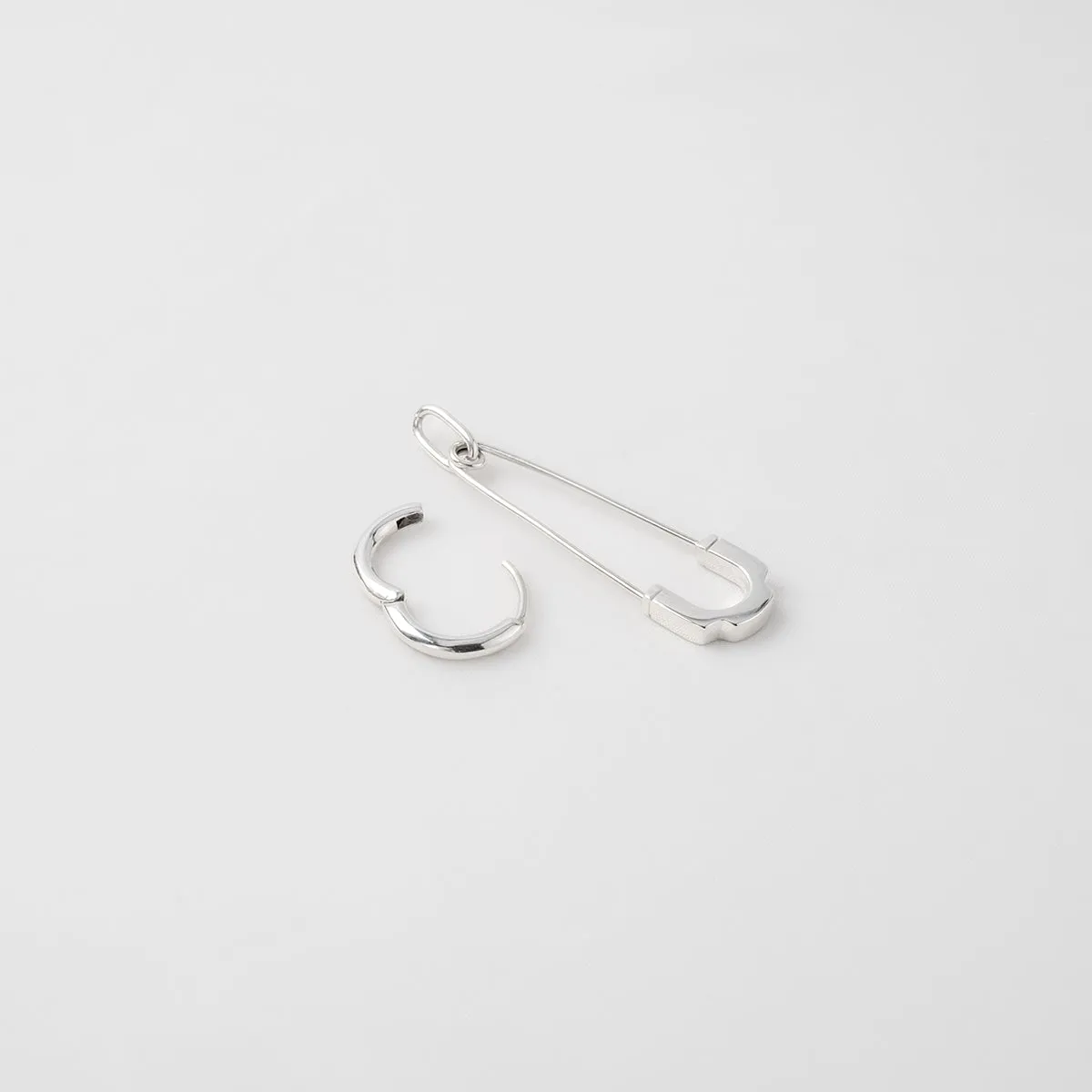 Earring classic   pin