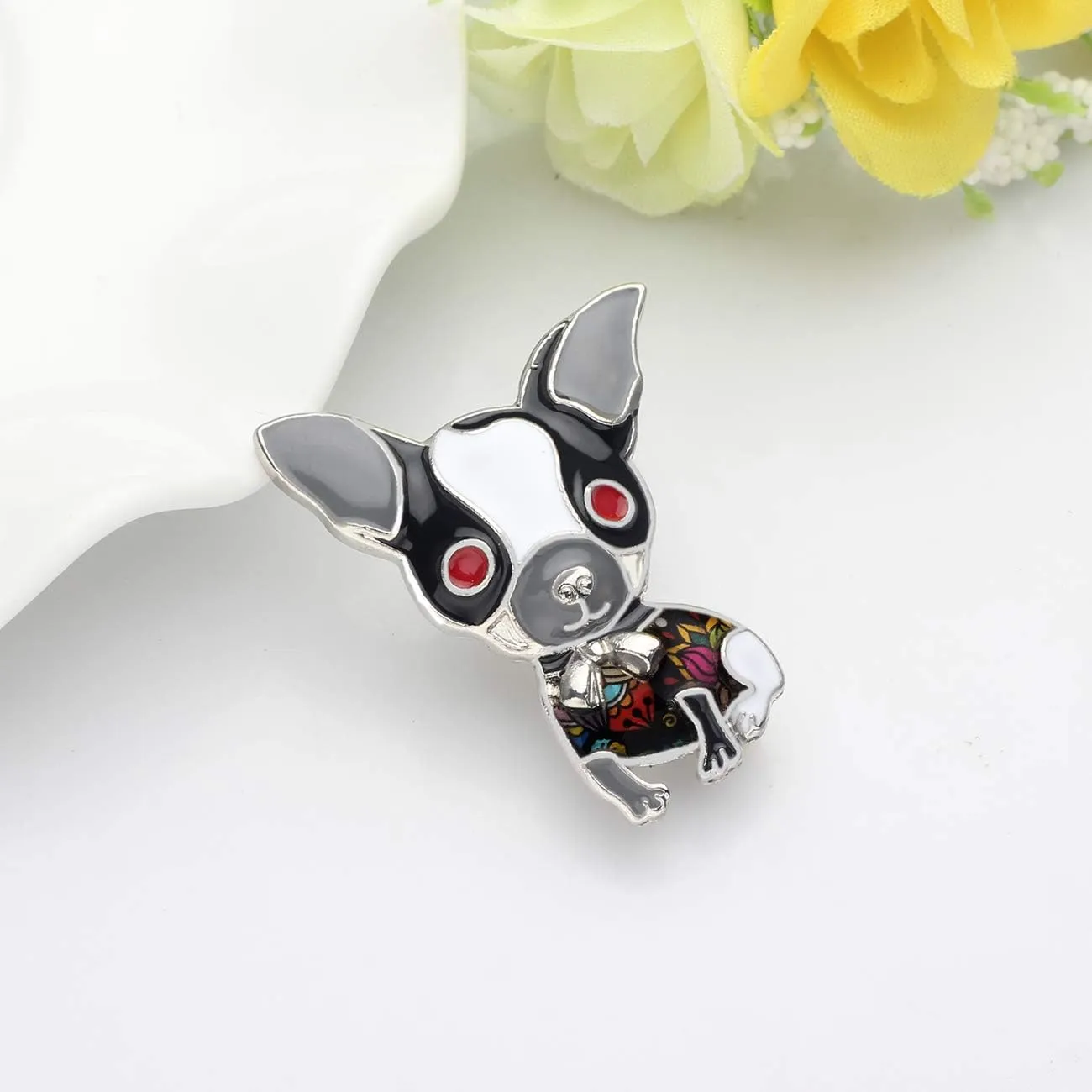 Enamel Zinc Alloy Cute Chihuahua Brooches Pins Puppy Jewelry for Pets Lovers Women Girls Charms Party Gifts Ornament