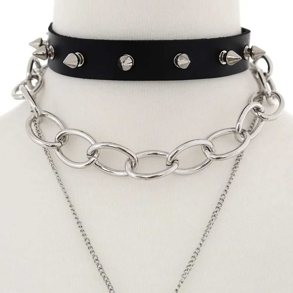 Gothic Black Choker Necklace for Women / Chain Vintage Collar Necklace