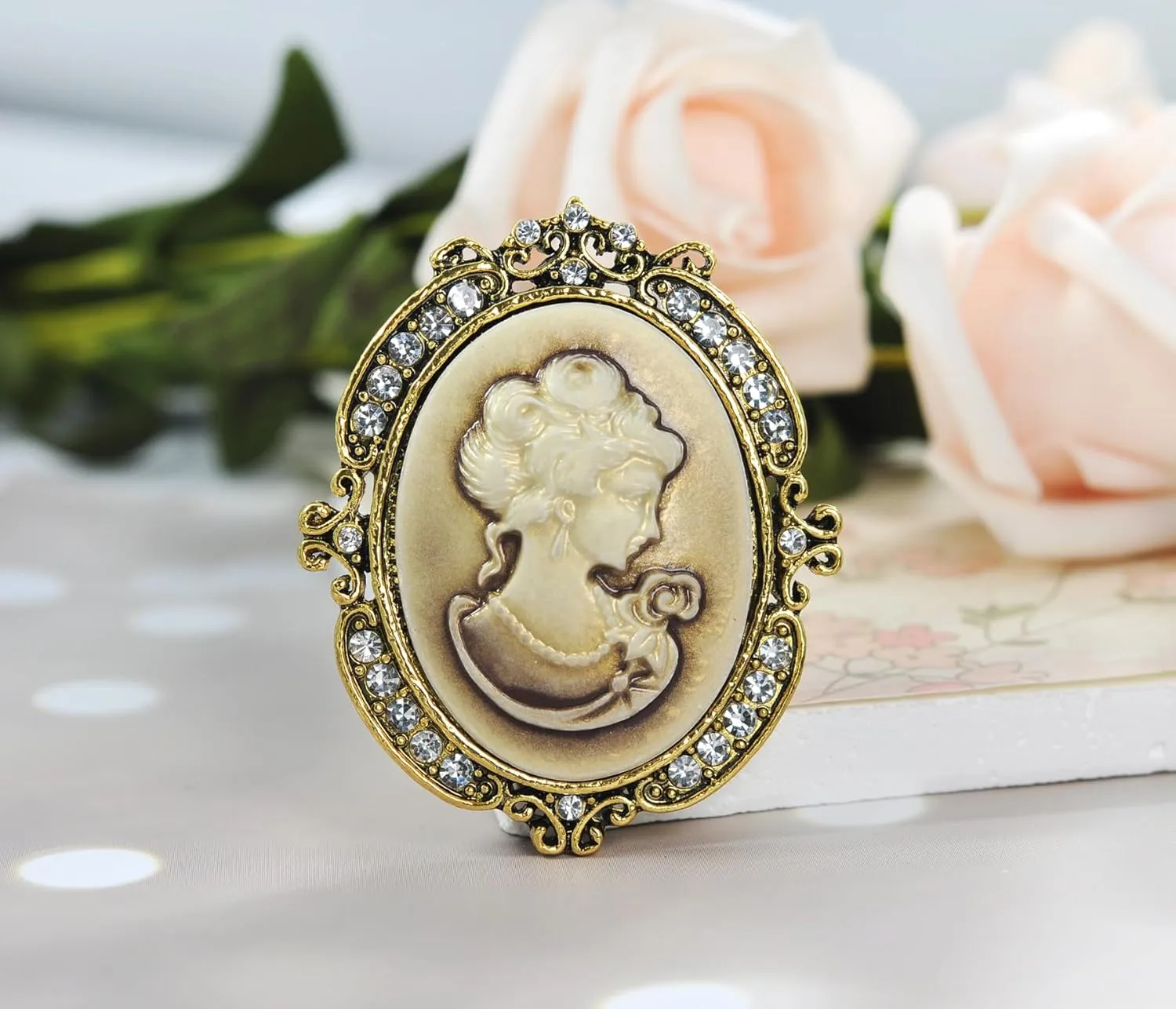 Gyn&Joy Clear Crystal Rhinestones Victorian Cameo Pendant Pin Brooch