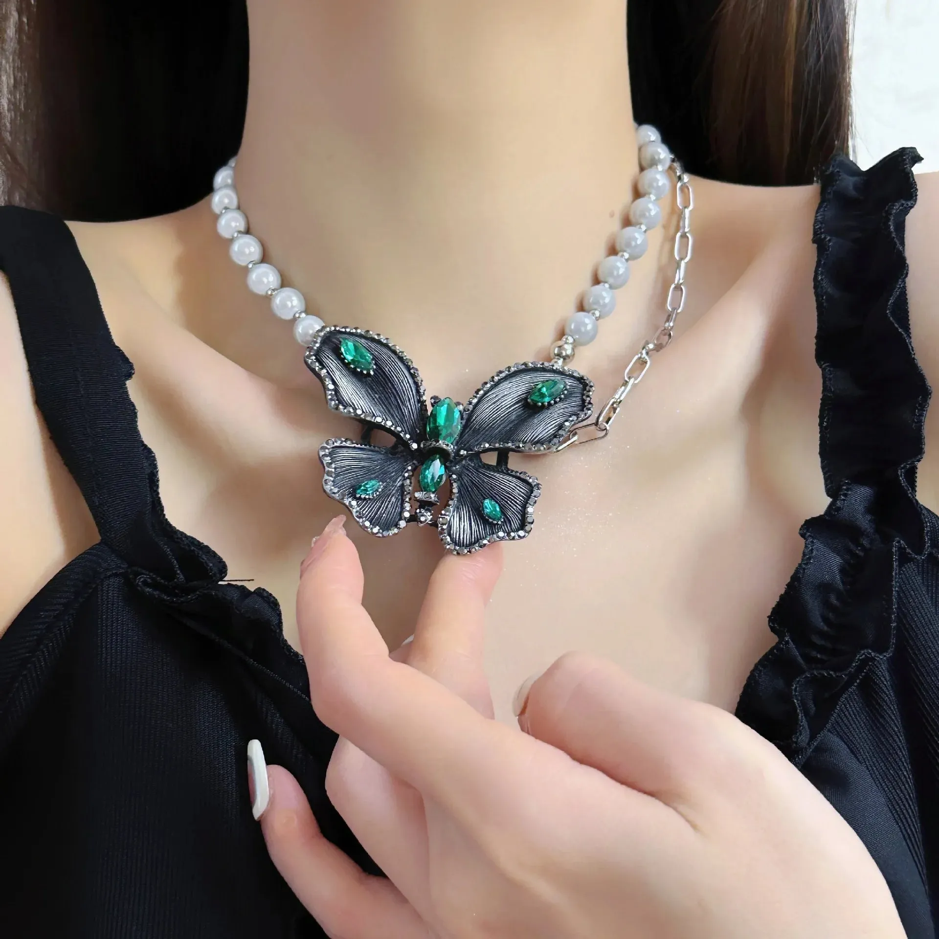 MAYTRENDS  -  Butterfly Necklace for Women Tassels Pearls Korean Fashion Y2k Chokers Jewelry Vintage Punk Style Collares Para Mujer