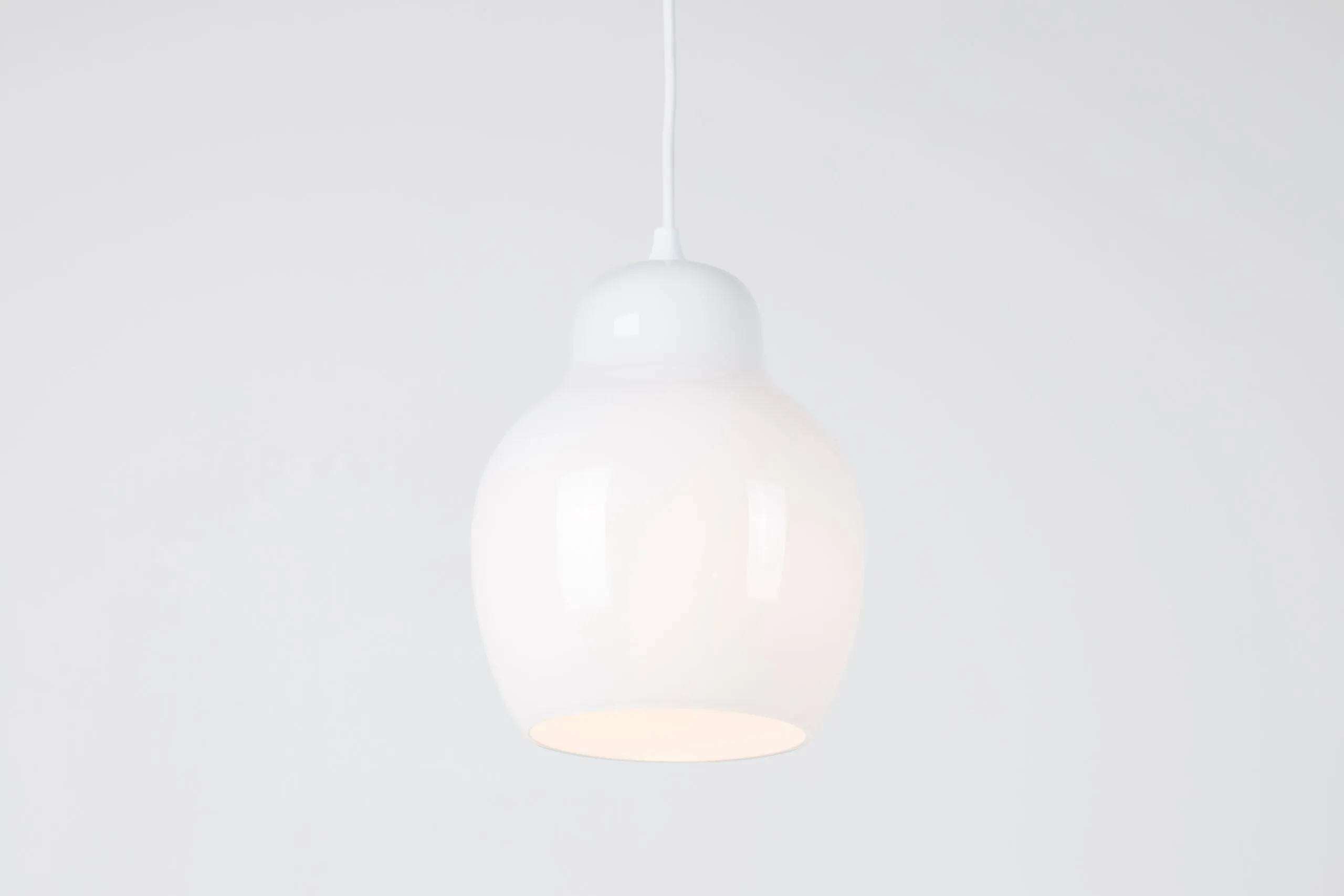 Opal Glass Voluptuous Pendant - ID 11778