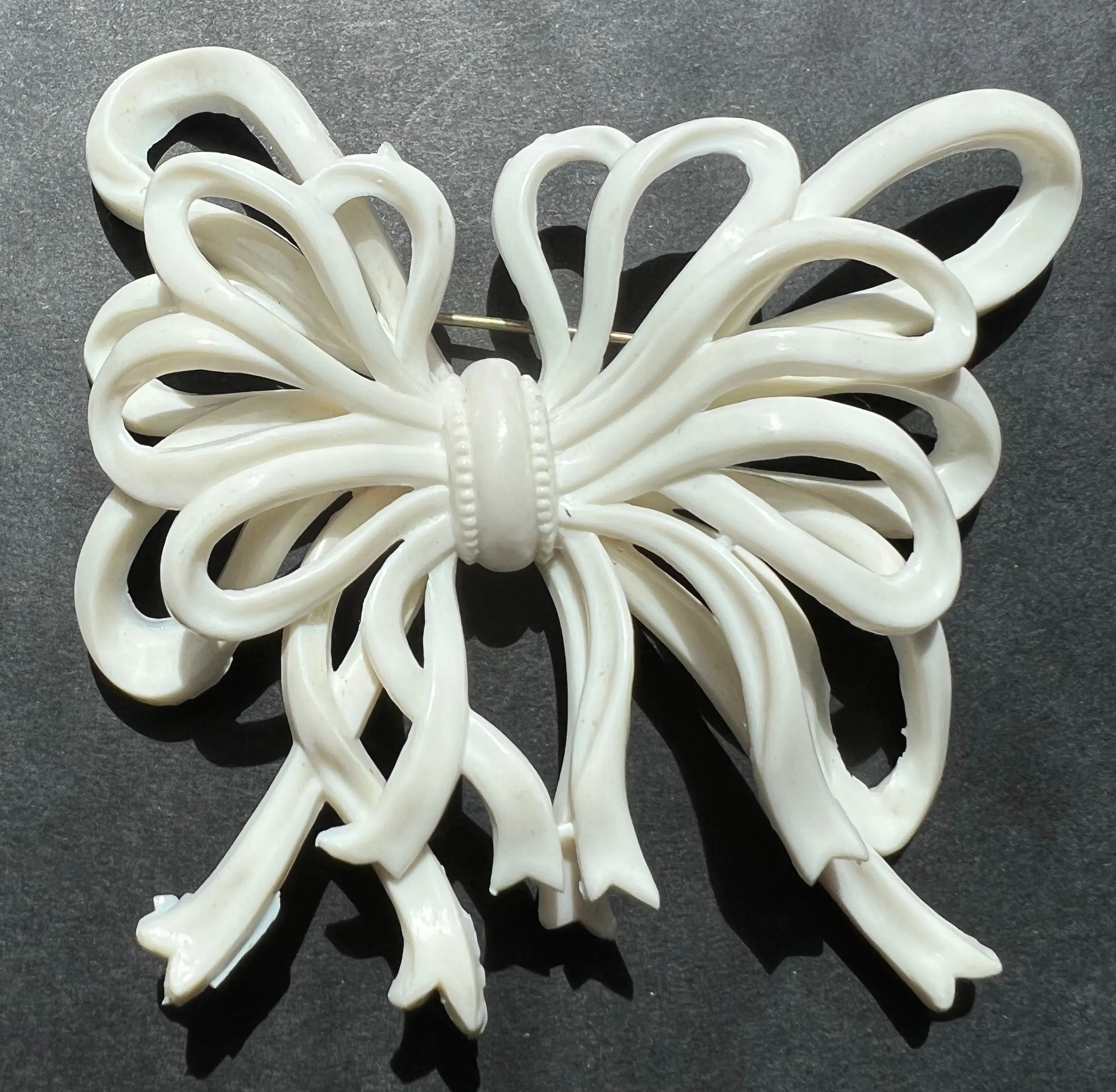 Ridiculously Flamboyant Vintage Bow Brooches
