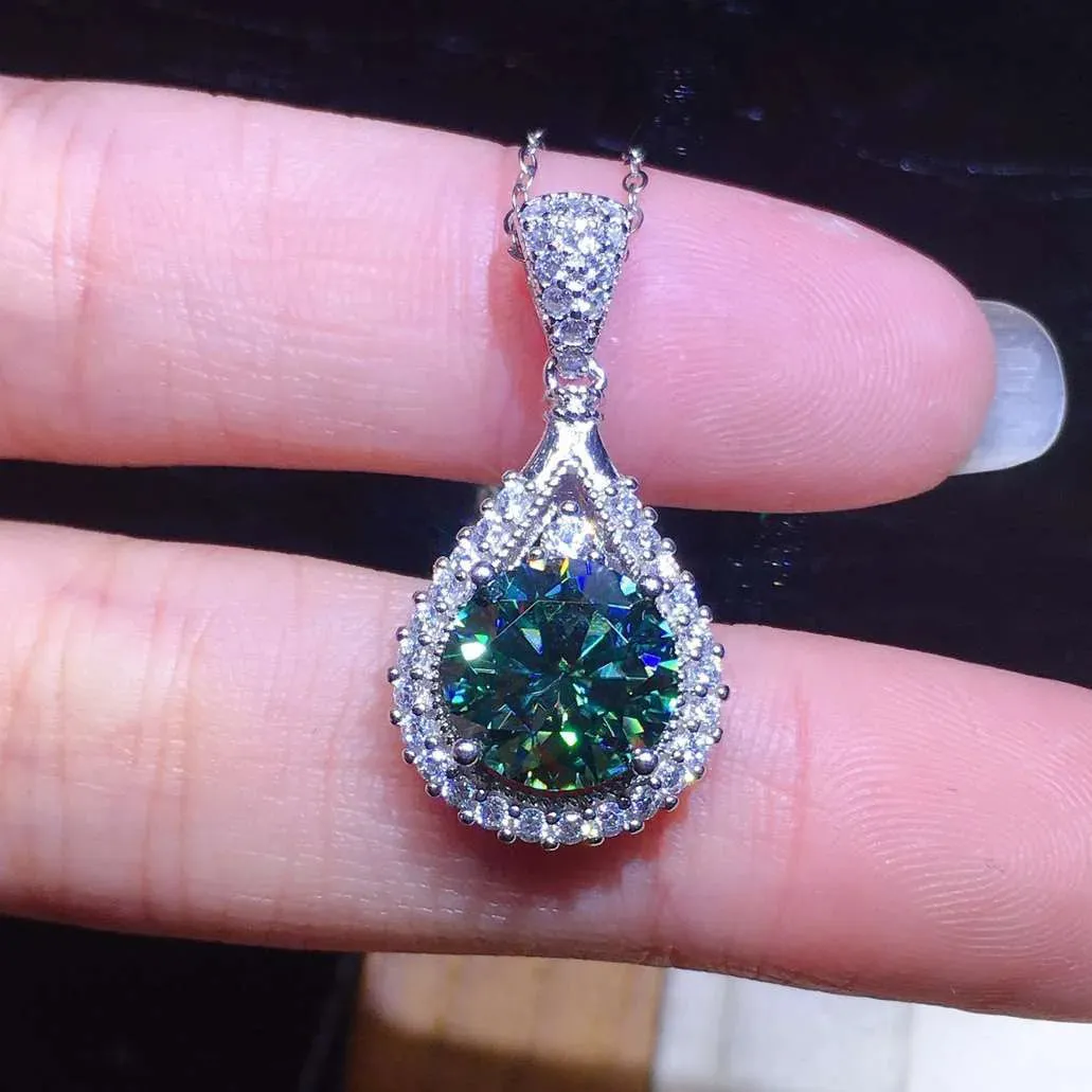 Vintage 2ct Green Moissanite Pendant 925 Silver Necklace