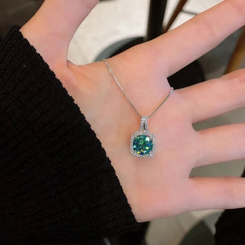 Vintage 2ct Green Moissanite Pendant 925 Silver Necklace