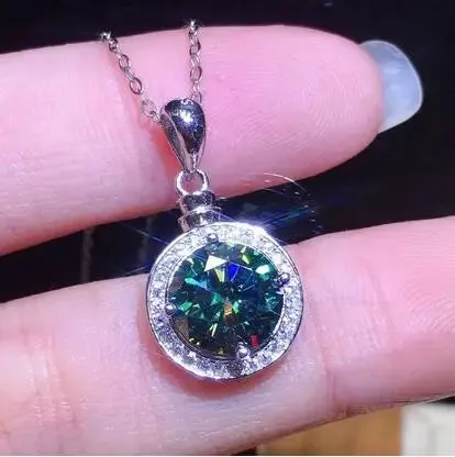Vintage 2ct Green Moissanite Pendant 925 Silver Necklace