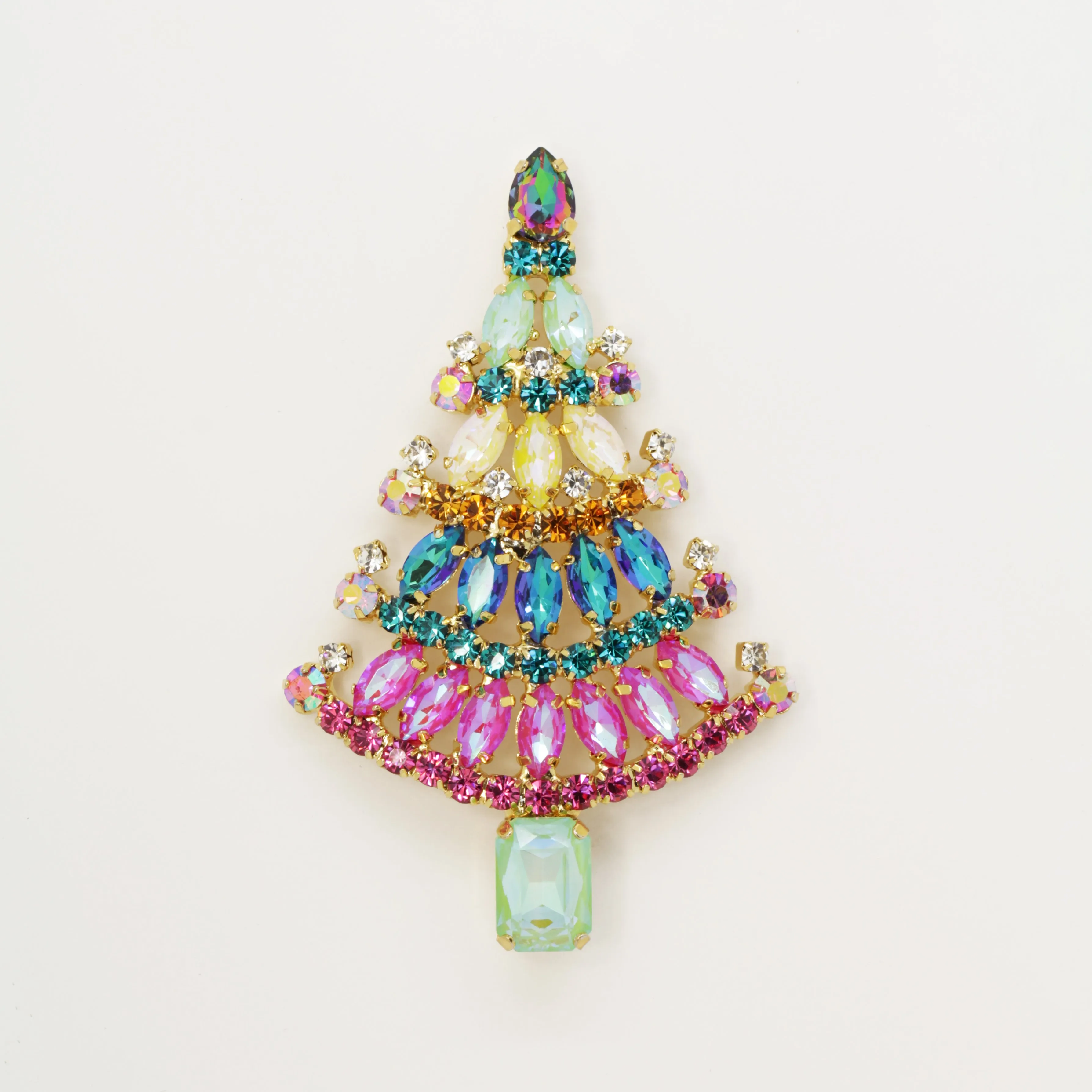 Vintage Style Christmas Tree Brooch